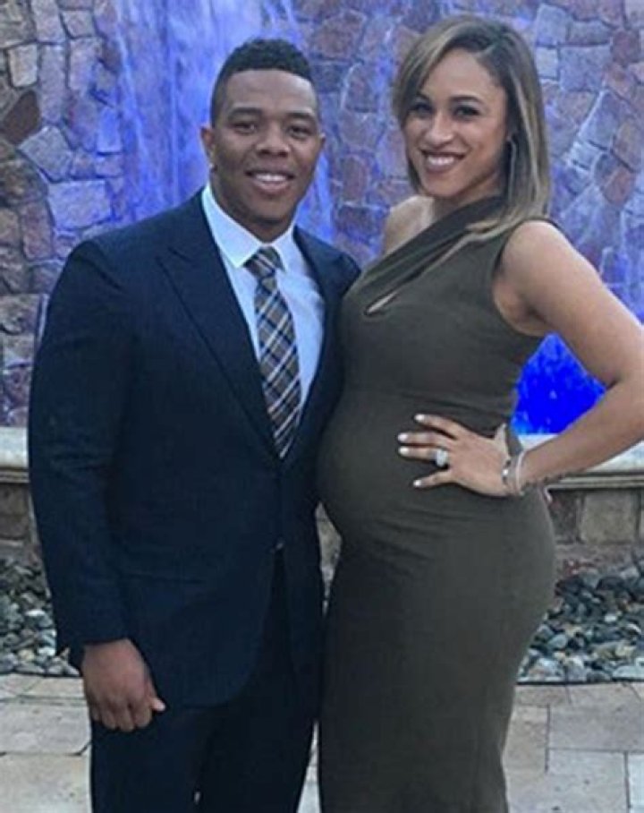 Ray Rice Wife Pregnant