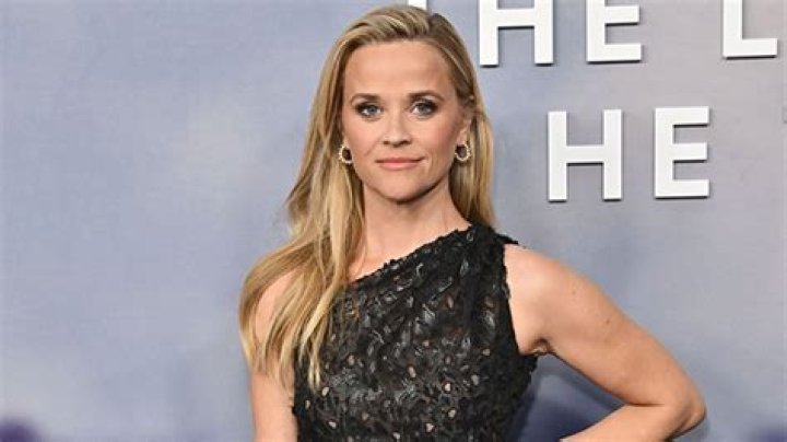 Reese Witherspoon’s Favorite Serum is Her ‘Secret Weapon’: Sale – Hollywood Life