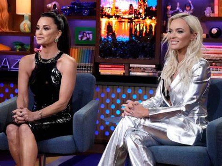 ‘RHOBH’: Fans Petition To Get Kyle Richards & Teddi Mellencamp Fired For ‘Slandering’ Lisa Vanderpump