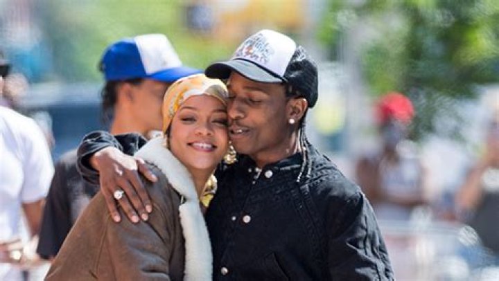 Rihanna & ASAP Rocky’s Barbados Getaway Was ‘Perfect’ For Holidays – Hollywood Life