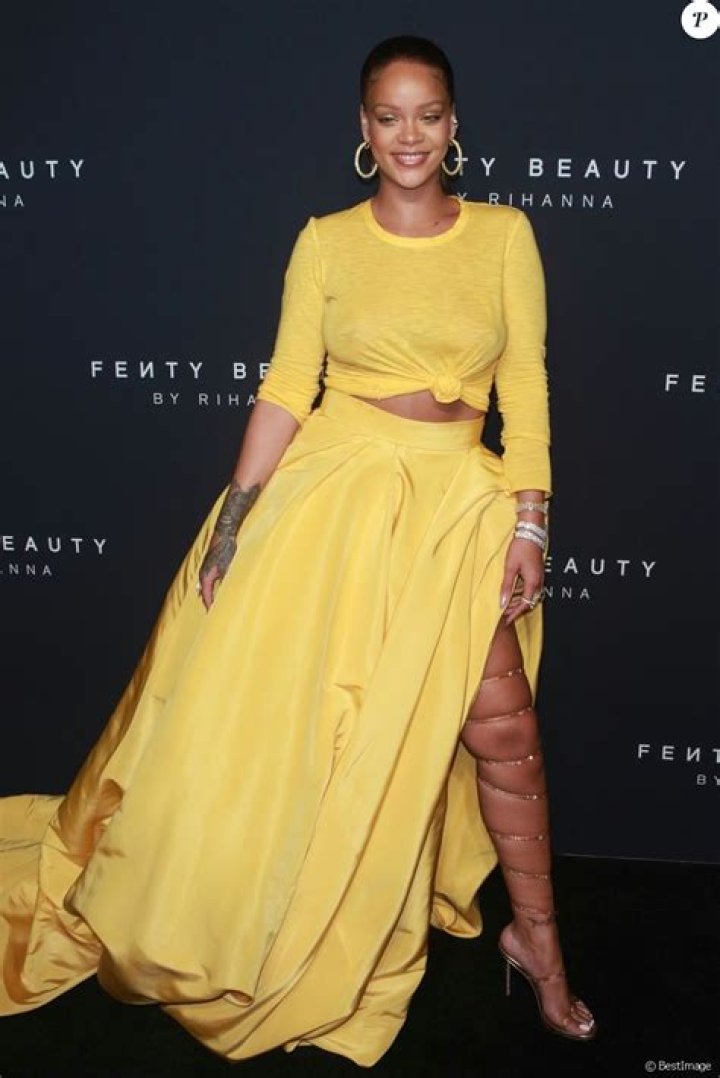 Rihanna Curvy Fenty Mannequin