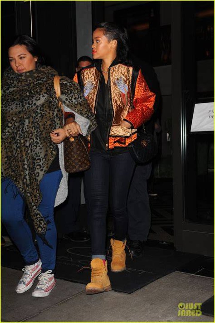Rihanna Nobodies Business