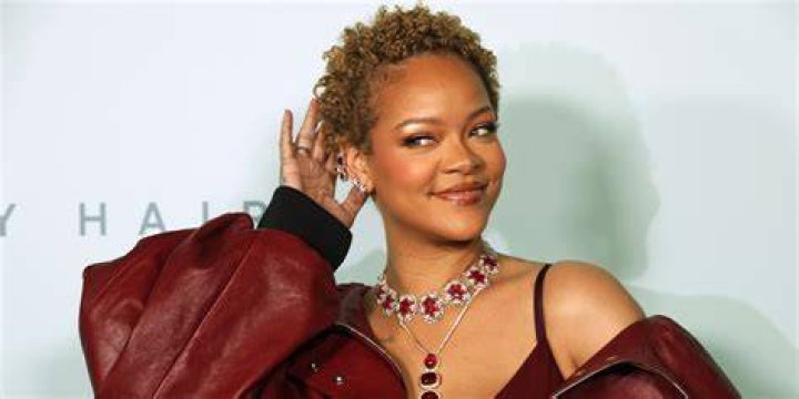 Rihanna Rihanna switches on the Christmas lights at Westfield Shopping Centre, London, Britain - 04 Nov 2010