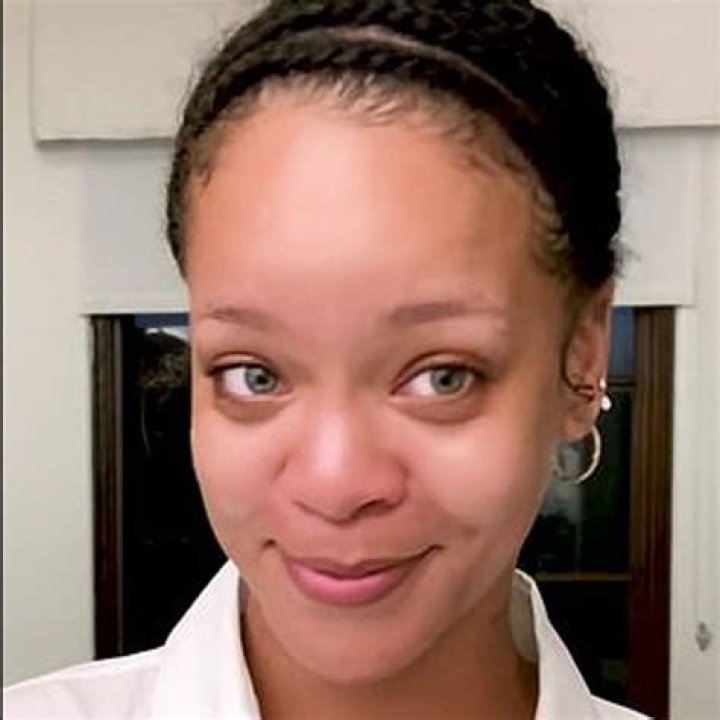 Rihanna Without Make Up
