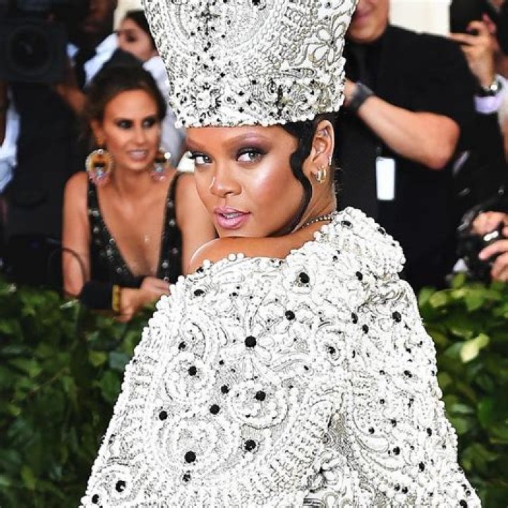 Rihanna&rsquo;s Sexiest Outfits Of All Time: Photos Of Her Best Looks