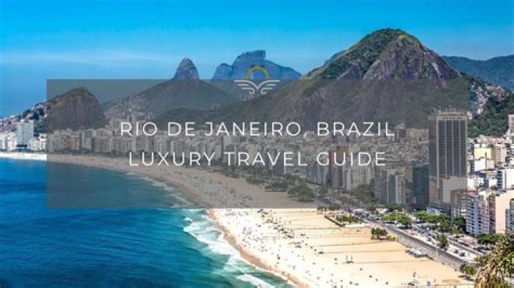 Rio De Janeiro, BRAZIL - The supermodel lands in her home country to enjoy the Brazilian most famous festival in Rio de Janeiro at Camarote Brahma N1 Pictured: Gisele Bundchen BACKGRID USA 19 FEBRUARY 2023 BYLINE MUST READ: BACKGRID USA: +1 310 798 9111 / UK: +44 208 344 2007 / *UK Clients - Pictures Containing Children Please Pixelate Face Prior To Publication*