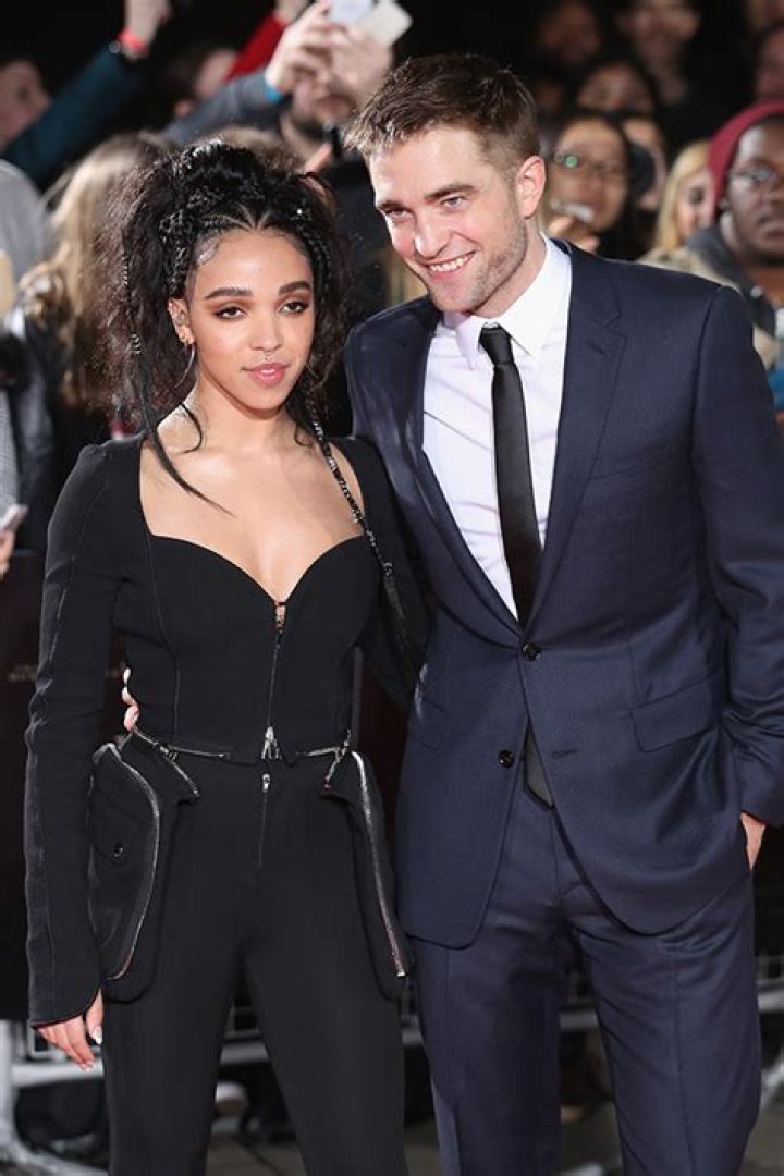 Robert Pattinson and FKA Twigs Lost City of Z film premiere in London, United Kingdom - 16 Feb 2017 British actor Robert Pattinson (R) and British singer-songwriter FKA Twigs (L) pose during the 'The Lost City of Z' film premiere in London, Britain, 16 February 2017. The movie opens across British theaters on 24 March.