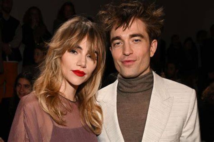 robert pattinson, suki waterhouse