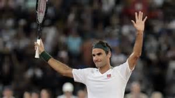 Roger Federer thanks the crowd after winning 3 sets to 2 against Rafael Nadal in their exhibition tennis match held at the Cape Town Stadium in Cape Town, South Africa, Friday Feb. 7, 2020. (AP Photo/Halden Krog)