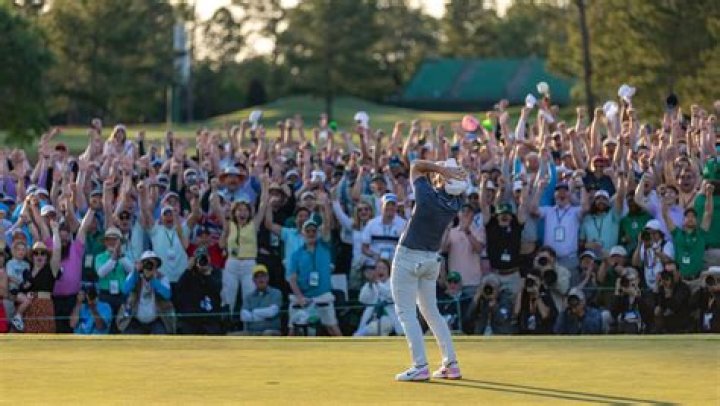 Rory McIlroy: Pics – Hollywood Life