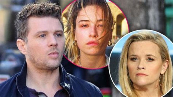 Ryan Phillippe, Elsie Hewitt
