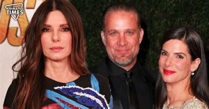 Sandra Bullock's Postponing Her Divorce For Jesse James' Kids!