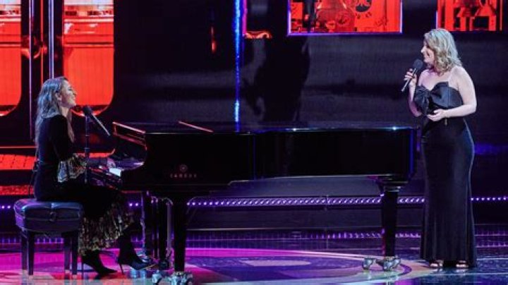 Sara Bareilles — PICS