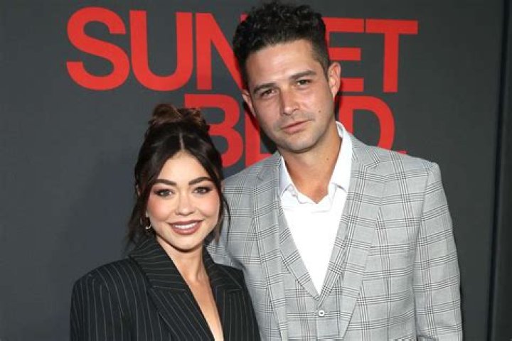 Sarah Hyland & Wells Adams Reveal Why They Currently Have ‘No Wedding Plans’ — Watch