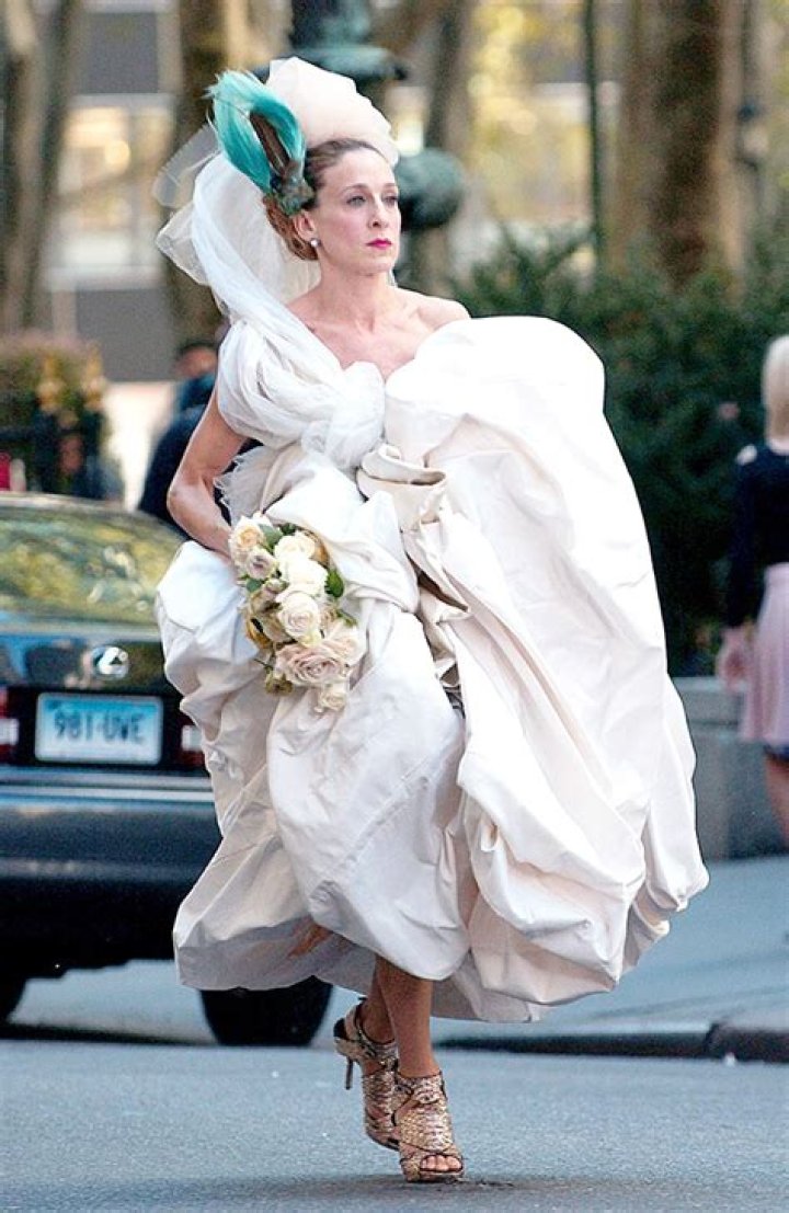 Sarah Jessica Parker Recycles Carrie Bradshaw&rsquo;s Wedding Gown