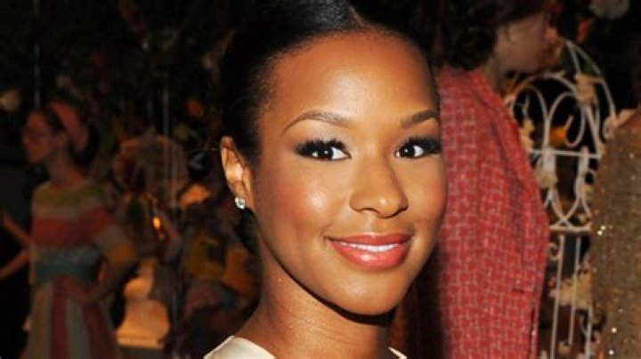 Savannah James Celebrity Profile – Hollywood Life