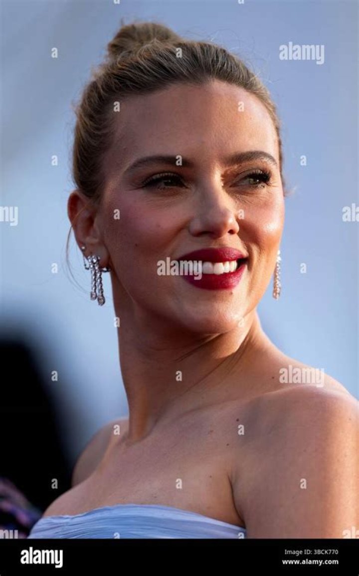 Scarlett Johansson poses for photographers at the photo call for the film 'Avengers Endgame' in London Avengers Endgame Photo Call, London, United Kingdom - 11 Apr 2019