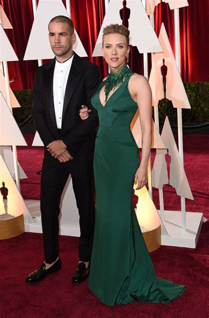 Scarlett Johansson Romain Dauriac Pics