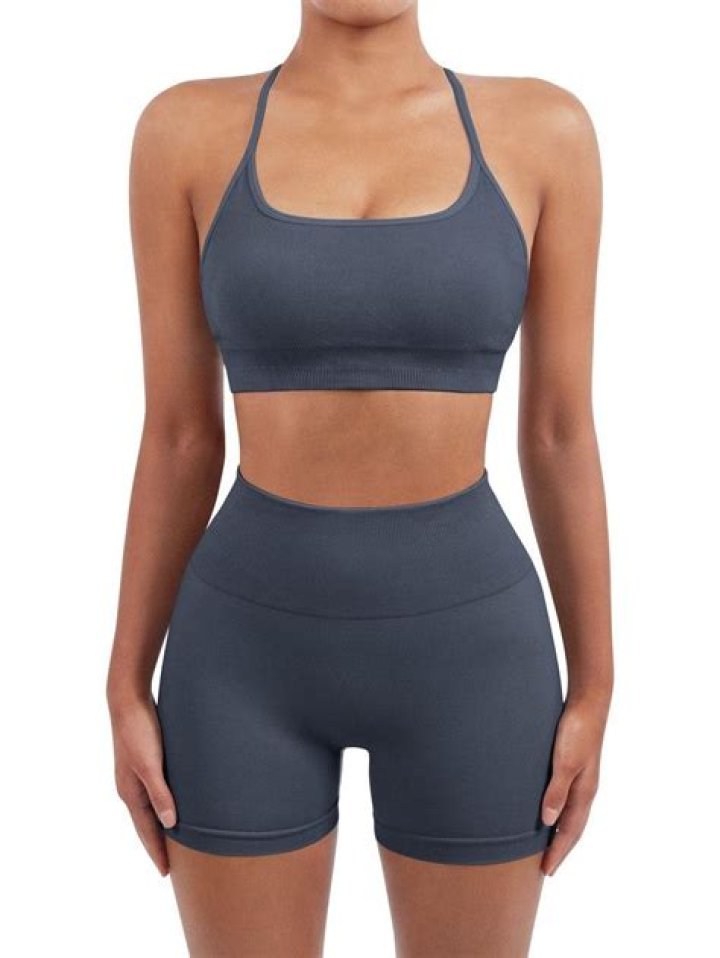 seamless workout set