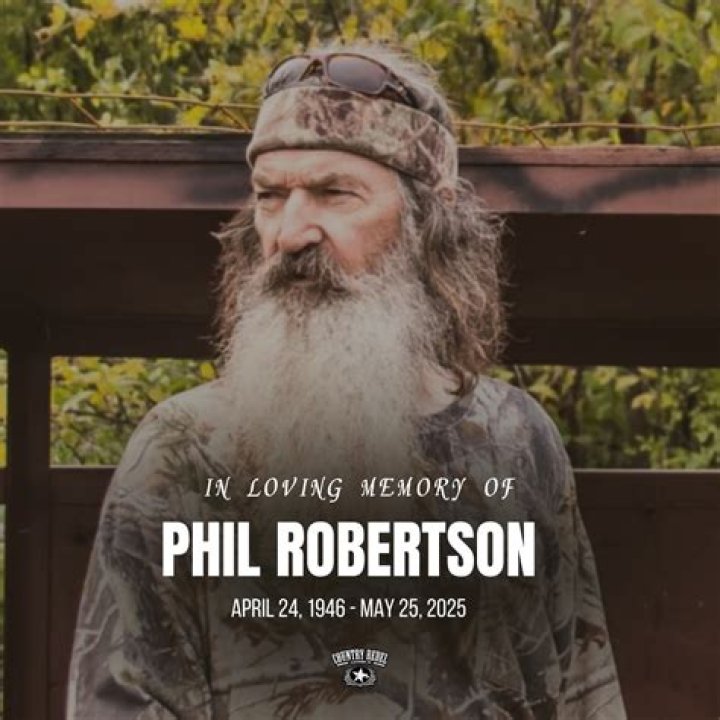 Secret Feud Over Phil Robertson’s Comments – Hollywood Life