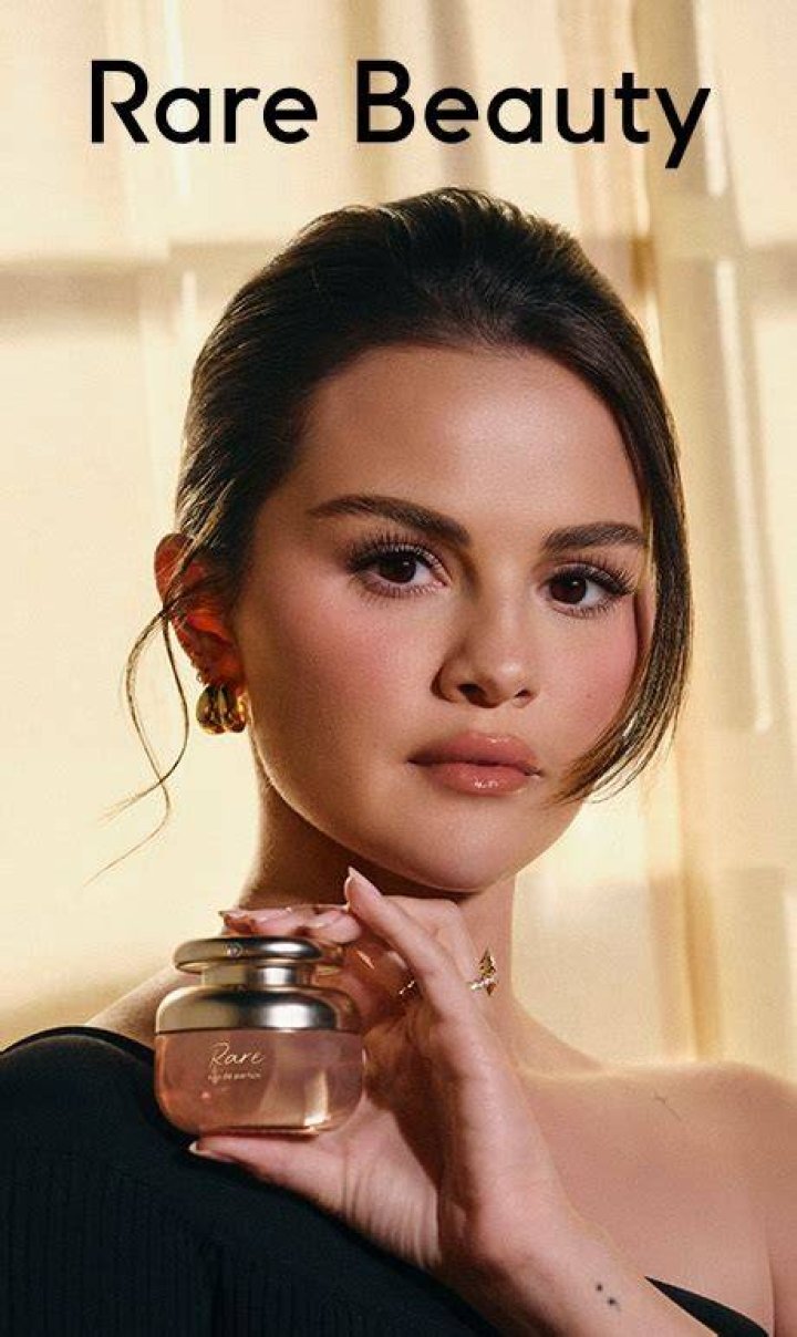 Selena Gomez Gushes Over Billie Eilish’s ‘Stunning’ New Cover Pic After Singer Rocks Her Rare Beauty Brand