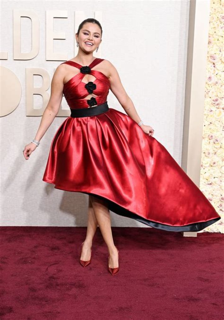 Selena Gomez Looks Stunning In Black Strapless Mini At ‘The Dead Don’t Die’ NYC Premiere — Pic