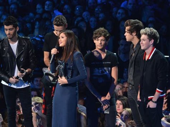 Selena Gomez Niall Horan Broke Up