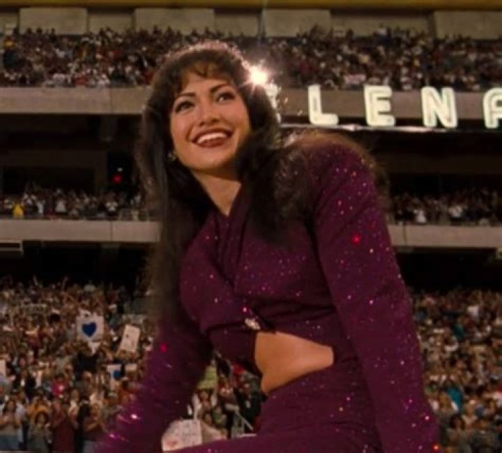 Selena Quintanilla Glows