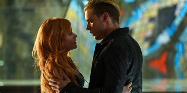 ‘Shadowhunters’ Recap: Clary & Jace Finally Come Face To Face With Valentine