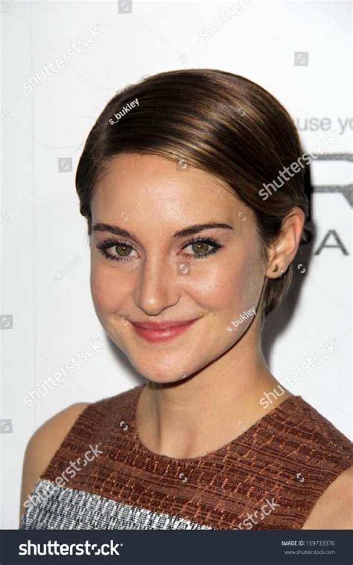 Shailene Woodley At The Hollywood Film Awards