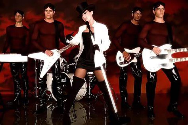 Shania Twain Filming A Music Video