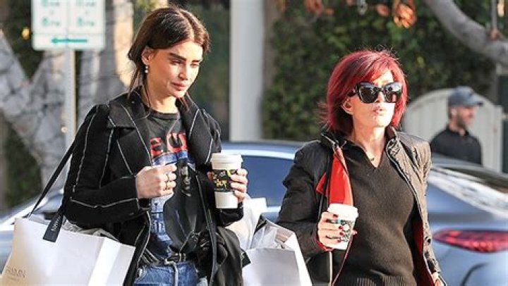 Sharon Osbourne & Daughter Aimee On Shopping Outing: Photo – Hollywood Life