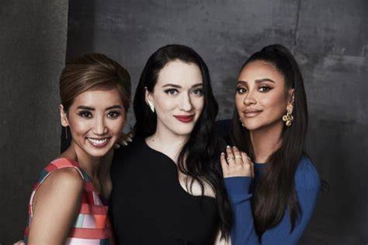 Shay Mitchell, Kat Dennings, Brenda Song