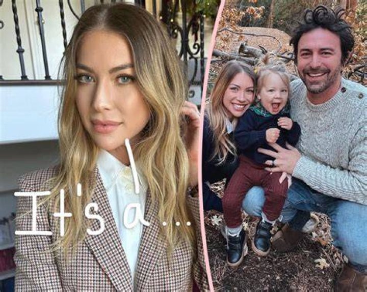 She’s Expecting Baby No. 1 With Beau Clark – Hollywood Life