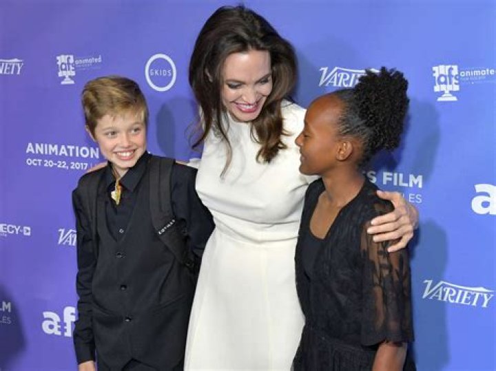 Shiloh-Jolie Pitt, Zahara Jolie-Pitt, Angelina Jolie