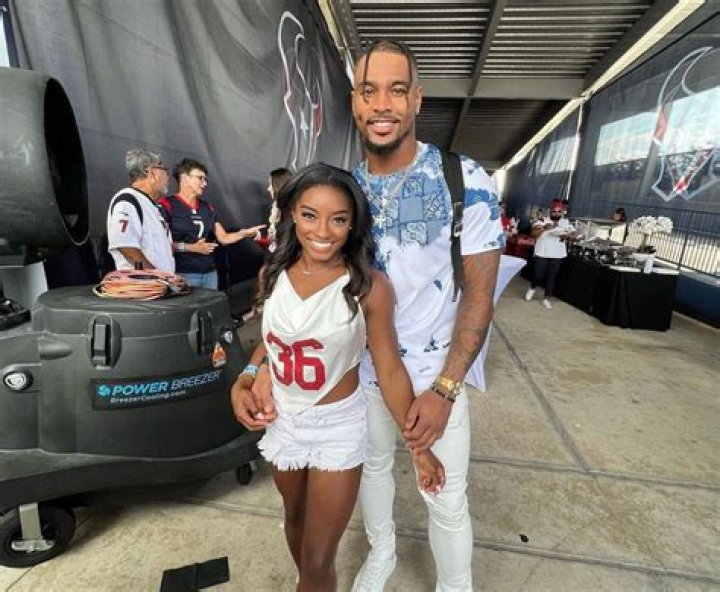 Simone Biles fiance Jonathan Owens