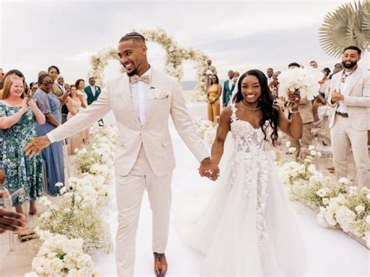 simone biles married