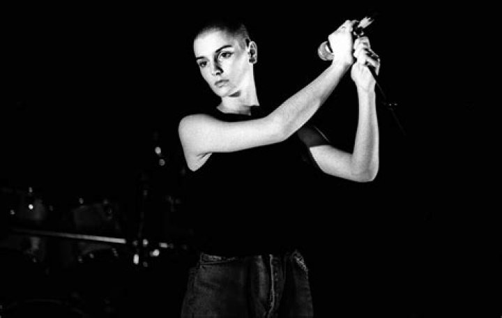 Sinead Performs At The Phoenix Festival In 1997