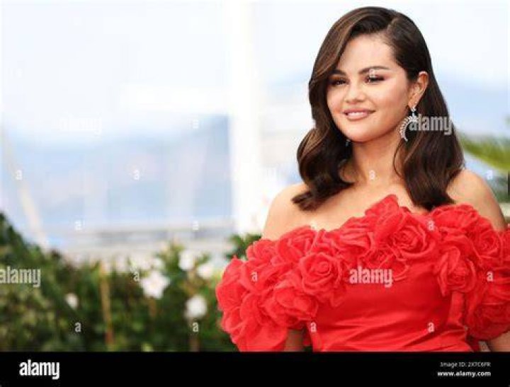 Singer and Actress Selena Gomez arrives at NRJ radio station for an appearance in Paris, France. Photo by Favier/ABACAPRESS.COM Pictured: Selena Gomez Ref: SPL5135495 131219 NON-EXCLUSIVE Picture by: AbacaPress / SplashNews.com Splash News and Pictures Los Angeles: 310-821-2666 New York: 212-619-2666 London: +44 (0)20 7644 7656 Berlin: +49 175 3764 166 United Arab Emirates Rights, Australia Rights, Bahrain Rights, Canada Rights, Finland Rights, Greece Rights, India Rights, Israel Rights, South Korea Rights, New Zealand Rights, Qatar Rights, Saudi Arabia Rights, Singapore Rights, Thailand Rights, Taiwan Rights, United Kingdom Rights, United States of America Rights
