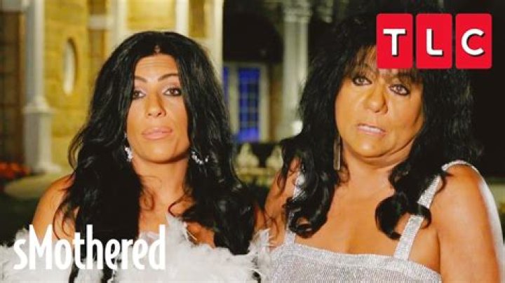 ‘sMothered’ Finale Preview: Kathy & Cristina Fight With Carlo’s Uncle At A Communion — Watch