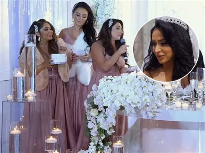 Snooki, JWoww, Deena Cry After Fight Over Speech At Angelina’s Wedding – Hollywood Life