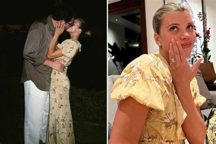 Sofia Richie Passionately Kisses Fiance In Hawaii 1 Week After Getting Engaged