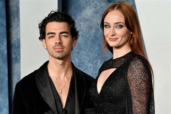 Sophie Turner Goes Makeup-Free & Twins With Joe Jonas In Baseball Hat On Lunch Date