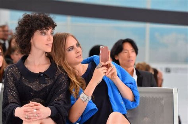 st vincent cara delevingne break up