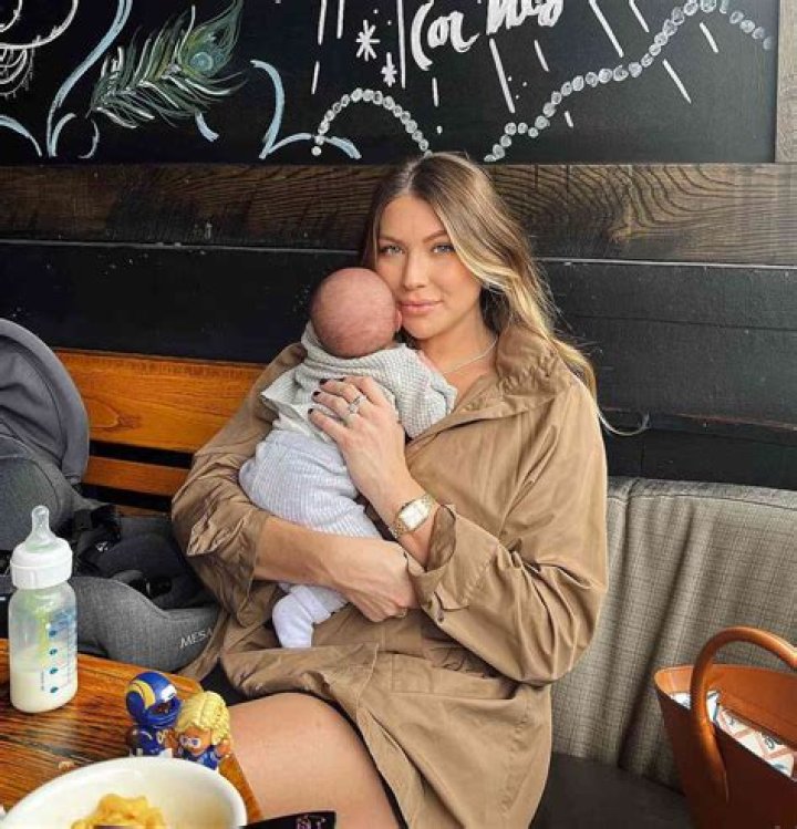 Stassi Schroeder Breastfeeding