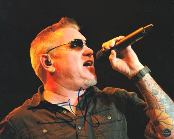 Steve Harwell, of the band Smash Mouth, arrives for the Country Music Television (CMT) Music Awards in Nashville, Tennessee, on June 16, 2009. CMT Music Awards, Nashville, Tennessee - 17 Jun 2009