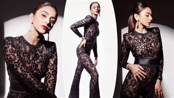 Stuns In Lace Jumpsuit – Hollywood Life