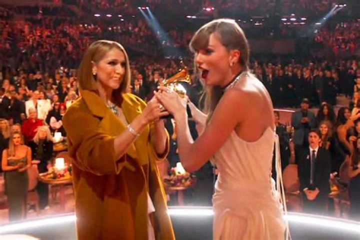 Taylor Swift & Ariana Grande Share Sweet Hug Backstage At Grammys — Pic