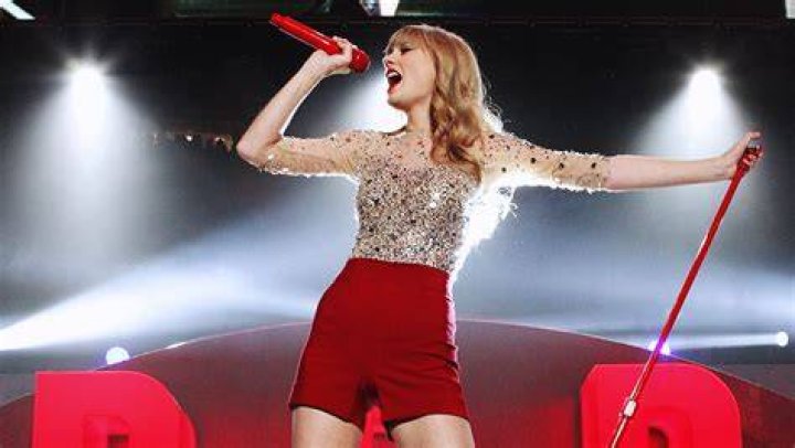 Taylor Swift in 2012