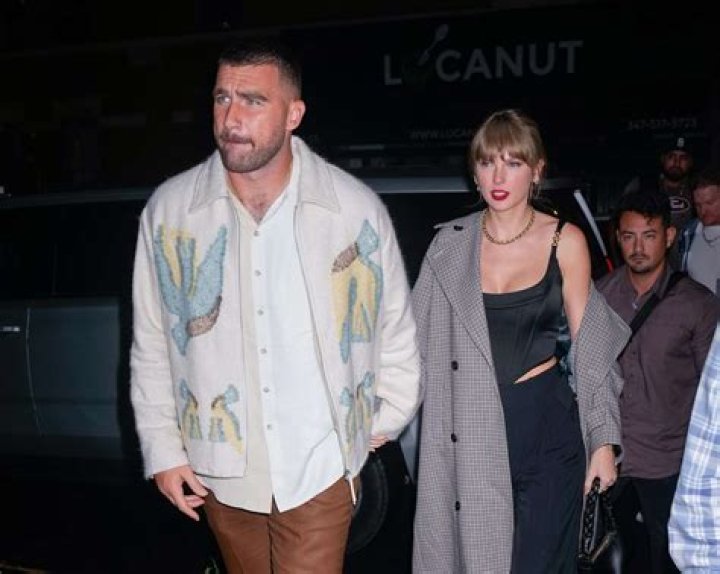 Taylor Swift & More Stars – Hollywood Life